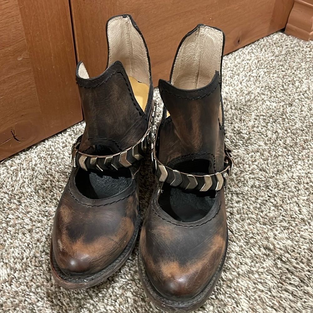 Freebird Blade booties